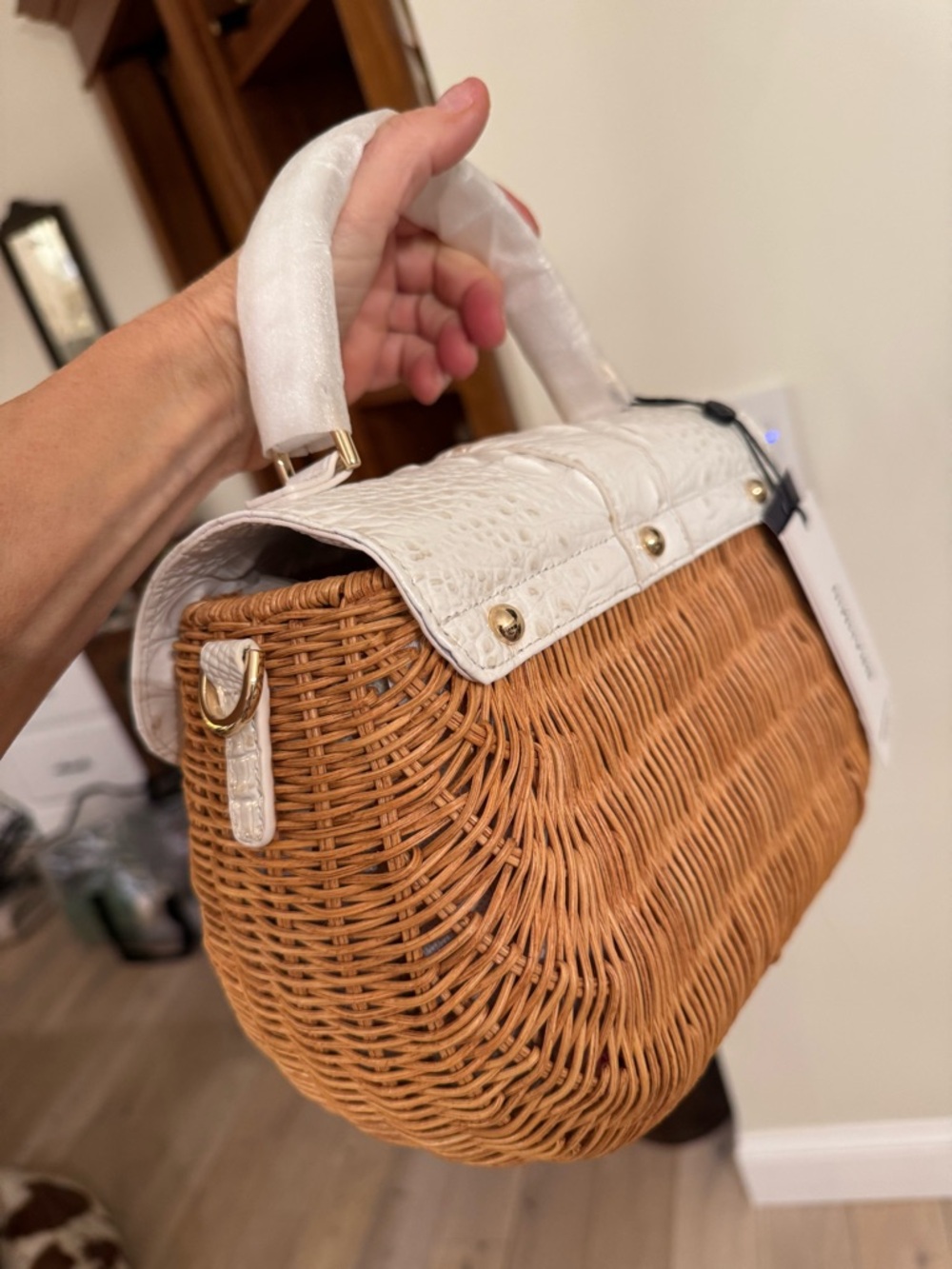 Brahmin White Croc-Embossed Wicker Crossbody Bag - Picture 2 of 8